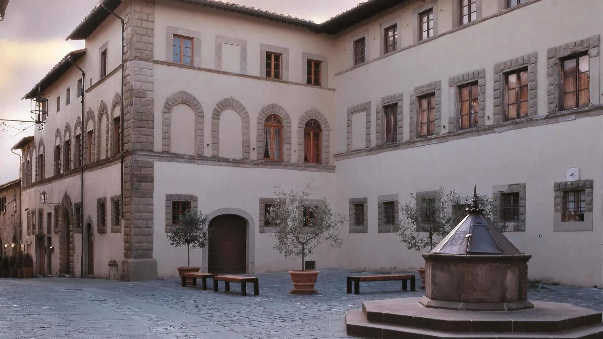 Palazzo Malaspina B&B San Donato in Poggio Bed and breakfast