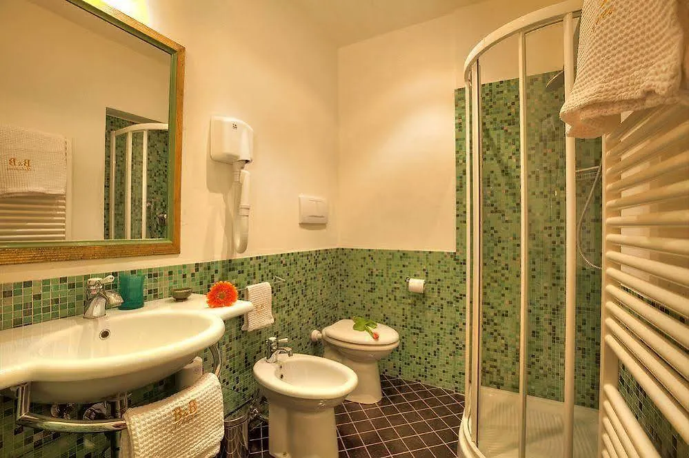 Palazzo Malaspina B&B San Donato in Poggio 3*,