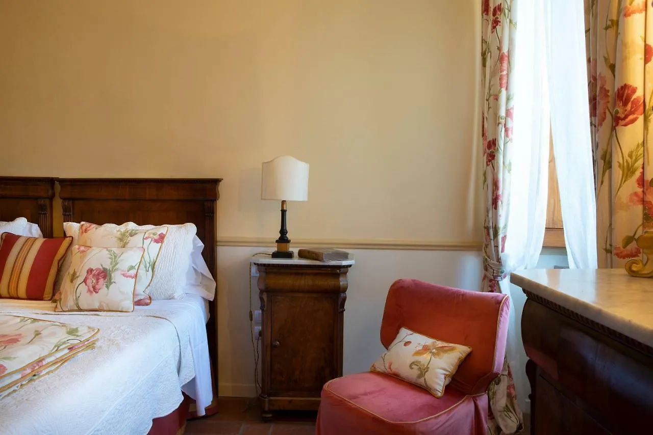 *** Bed and breakfast Palazzo Malaspina B&B San Donato in Poggio Italia