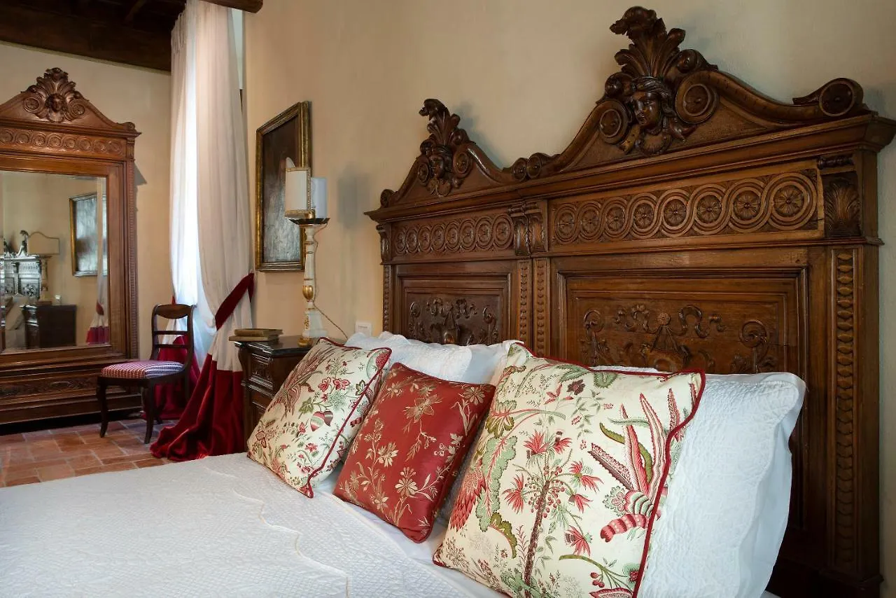 Palazzo Malaspina B&B San Donato in Poggio