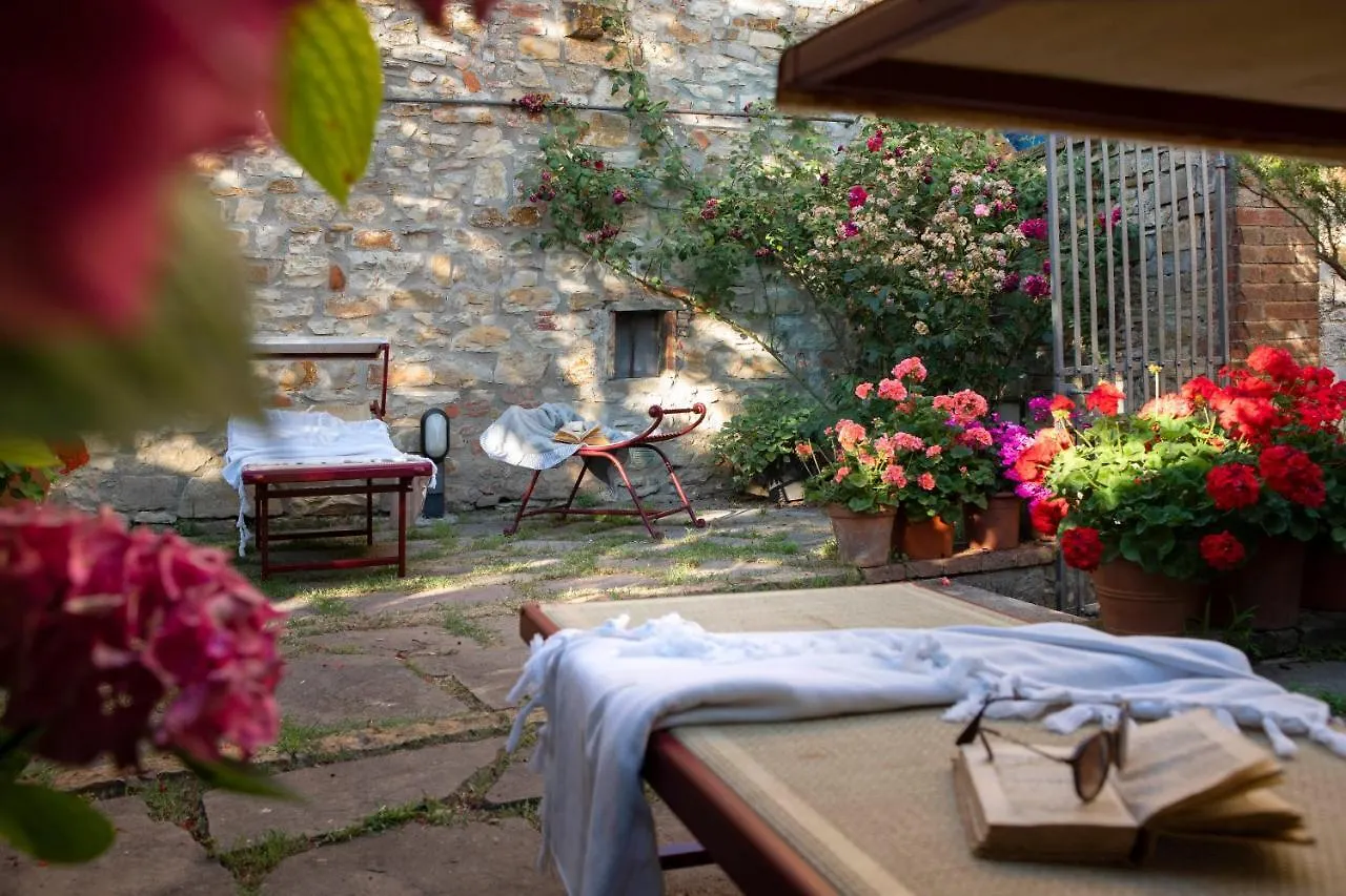 Palazzo Malaspina B&B San Donato in Poggio Bed and breakfast